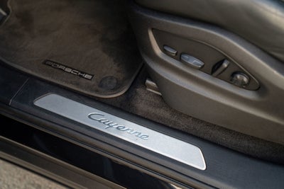 2022 Porsche Cayenne AWD