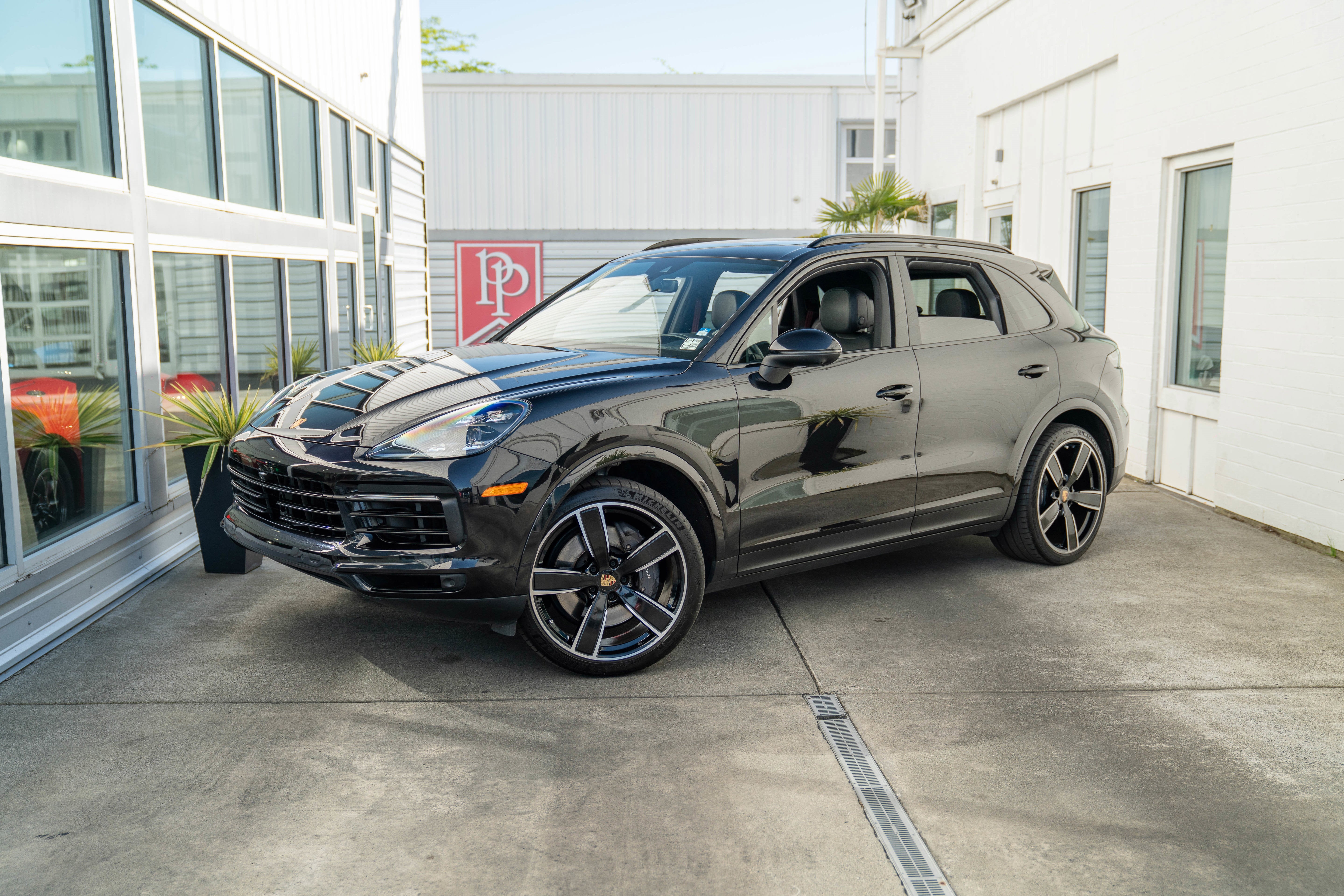 2022 Porsche Cayenne AWD