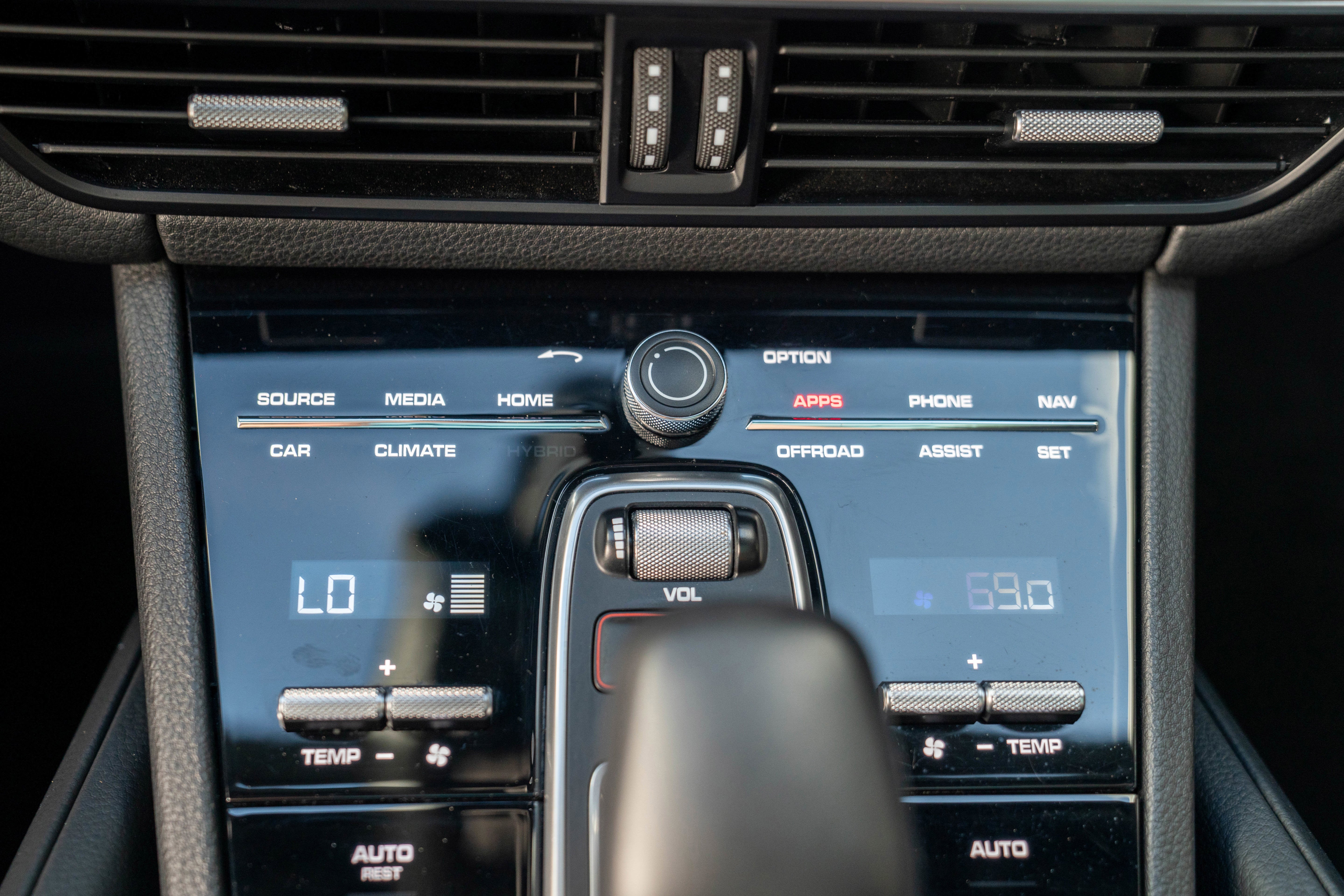 2022 Porsche Cayenne AWD