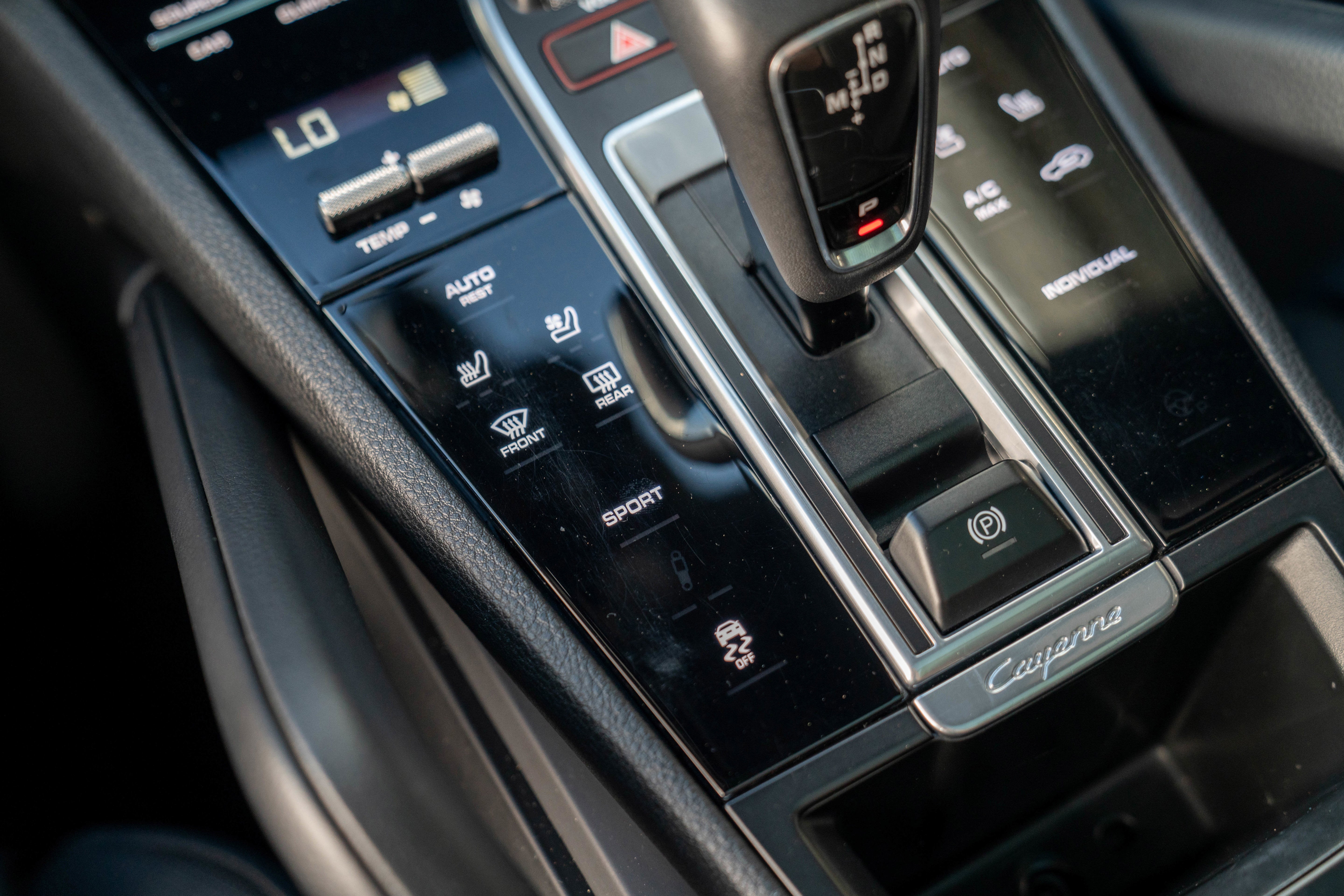 2022 Porsche Cayenne AWD