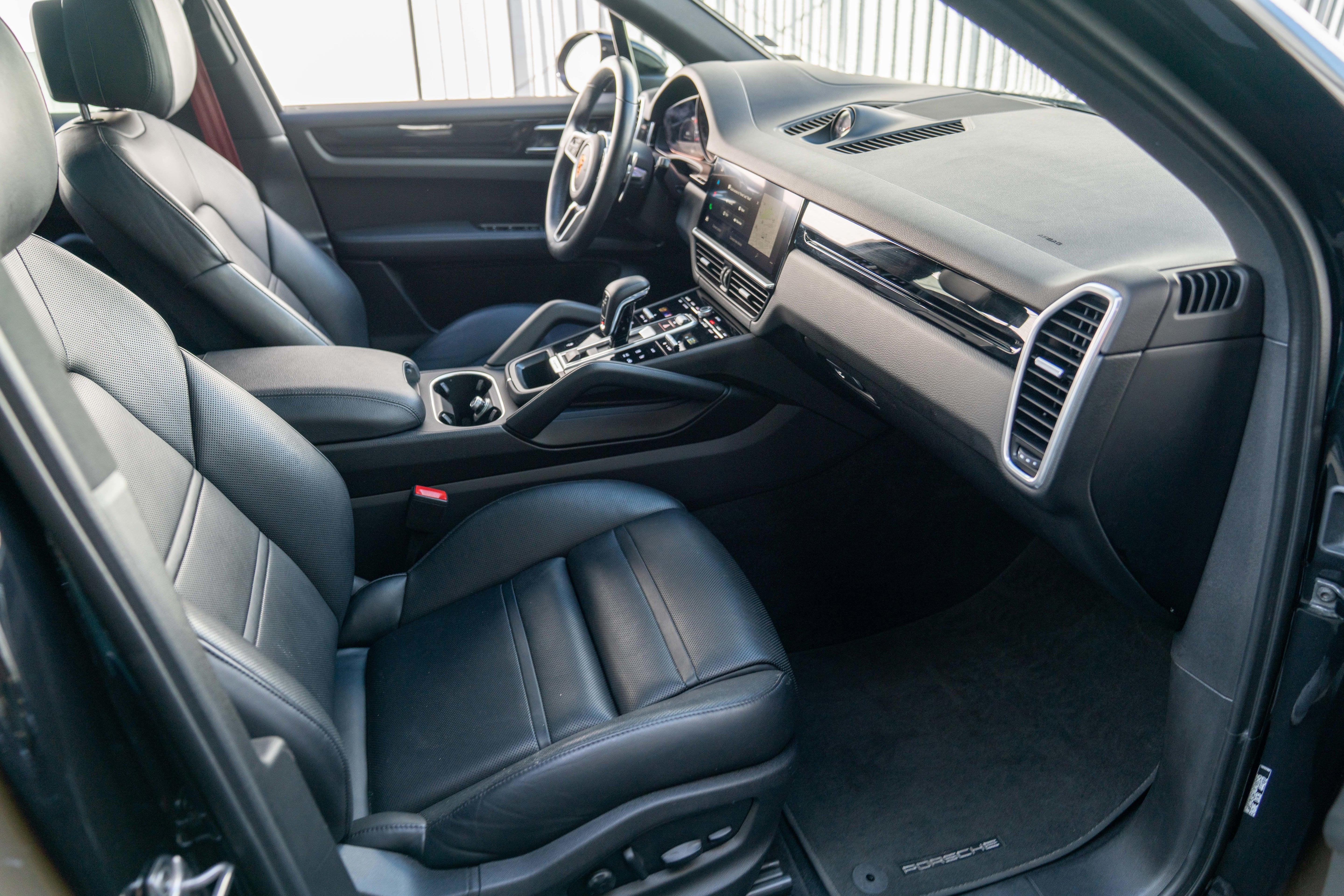 2022 Porsche Cayenne AWD