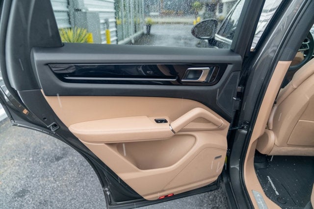 2021 Porsche Cayenne AWD