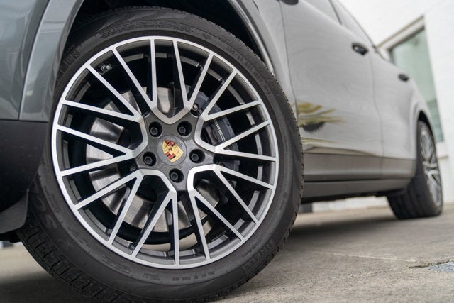 2021 Porsche Cayenne AWD