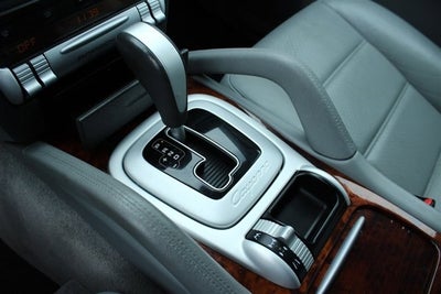 2004 Porsche Cayenne S