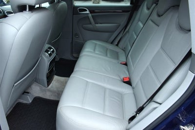 2004 Porsche Cayenne S