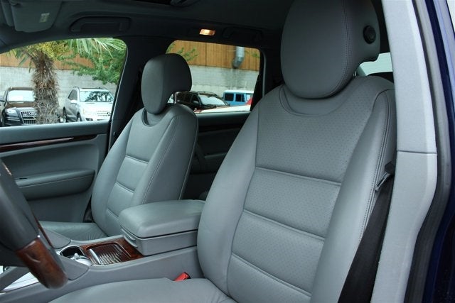 2004 Porsche Cayenne S