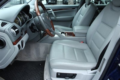 2004 Porsche Cayenne S