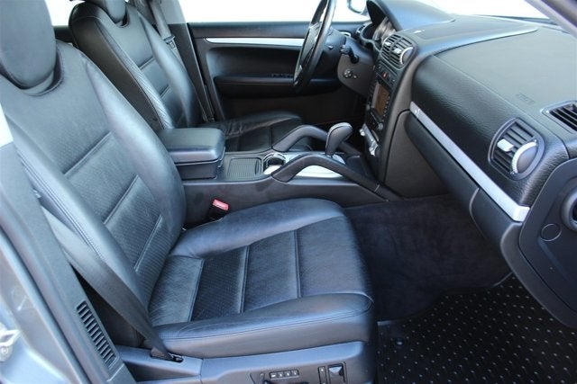 2005 Porsche Cayenne S