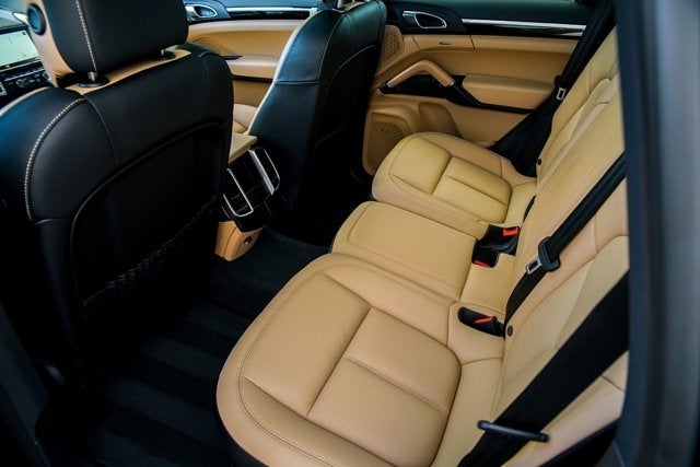 2016 Porsche Cayenne S