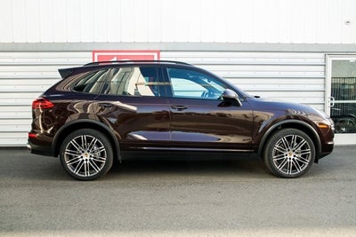 2016 Porsche Cayenne S
