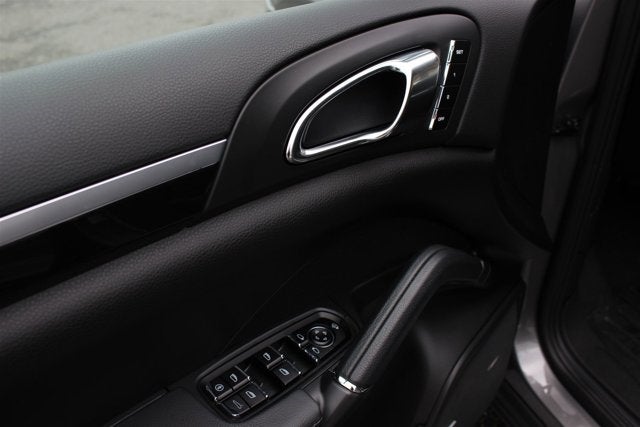 2012 Porsche Cayenne S