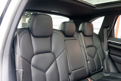 2018 Porsche Cayenne S
