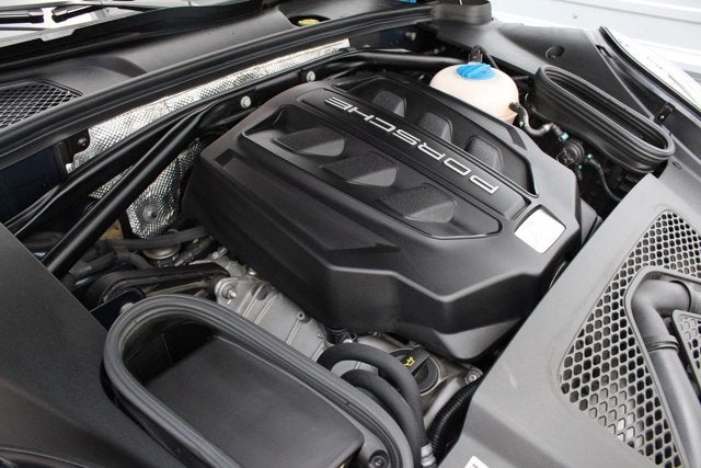 2015 Porsche Macan S