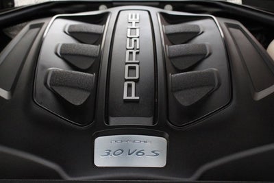 2015 Porsche Macan S