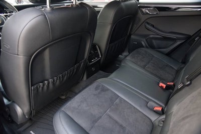 2017 Porsche Macan S