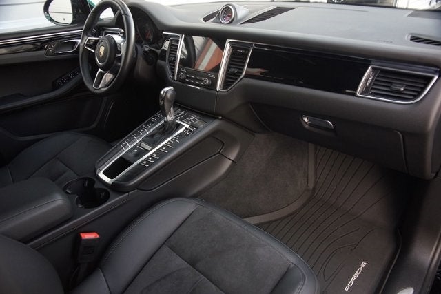 2017 Porsche Macan S