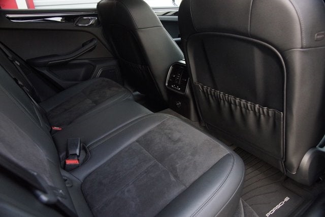 2017 Porsche Macan S