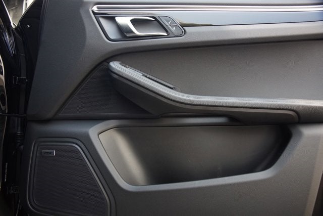 2017 Porsche Macan S