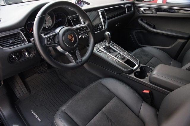 2017 Porsche Macan S