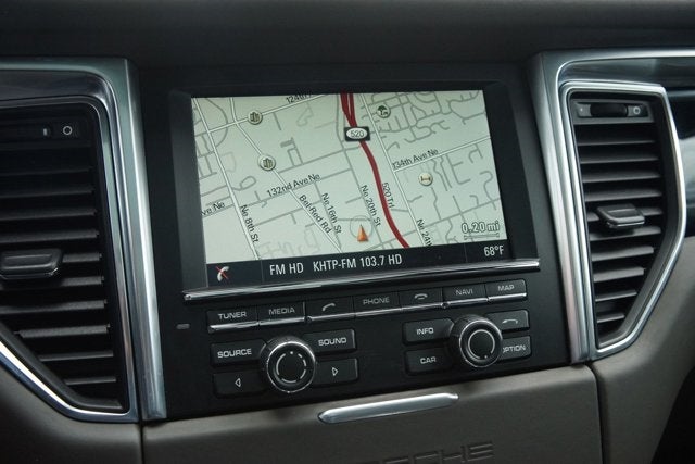 2015 Porsche Macan S