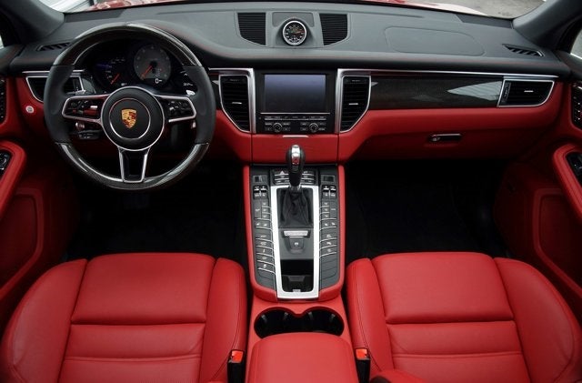 2016 Porsche Macan S