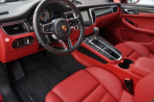 2016 Porsche Macan S