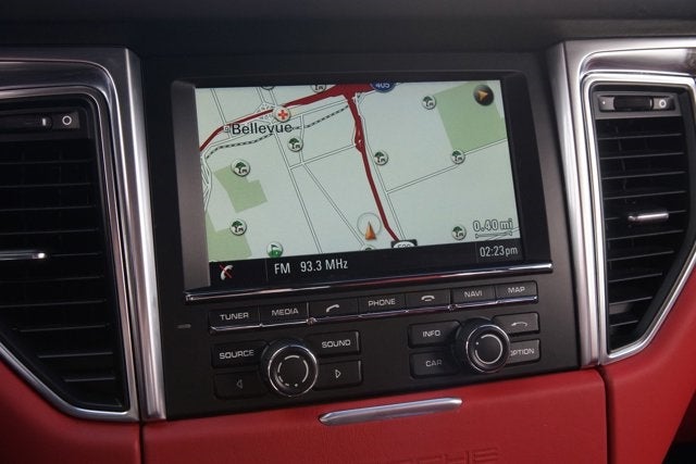 2015 Porsche Macan S