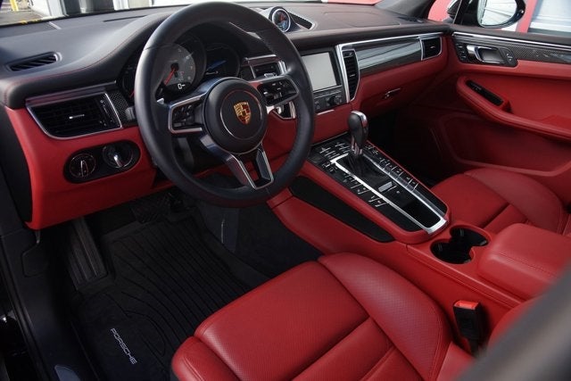 2015 Porsche Macan S