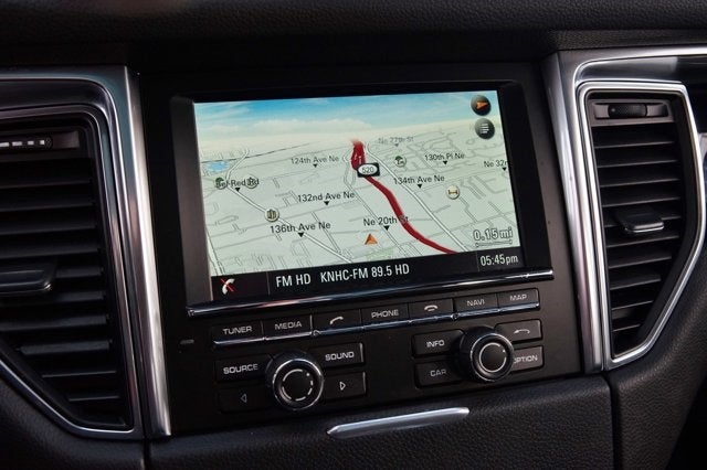 2016 Porsche Macan S