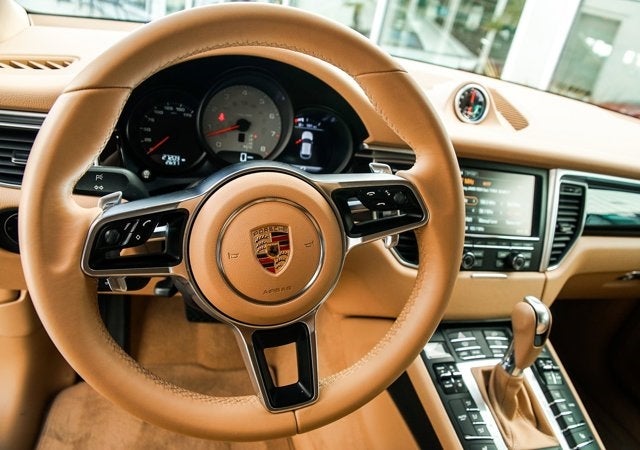 2015 Porsche Macan S