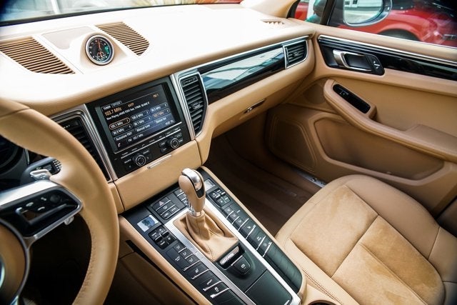 2015 Porsche Macan S