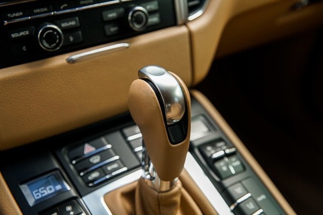 2015 Porsche Macan S