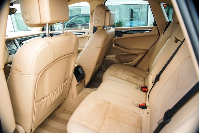 2015 Porsche Macan S