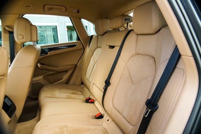 2015 Porsche Macan S