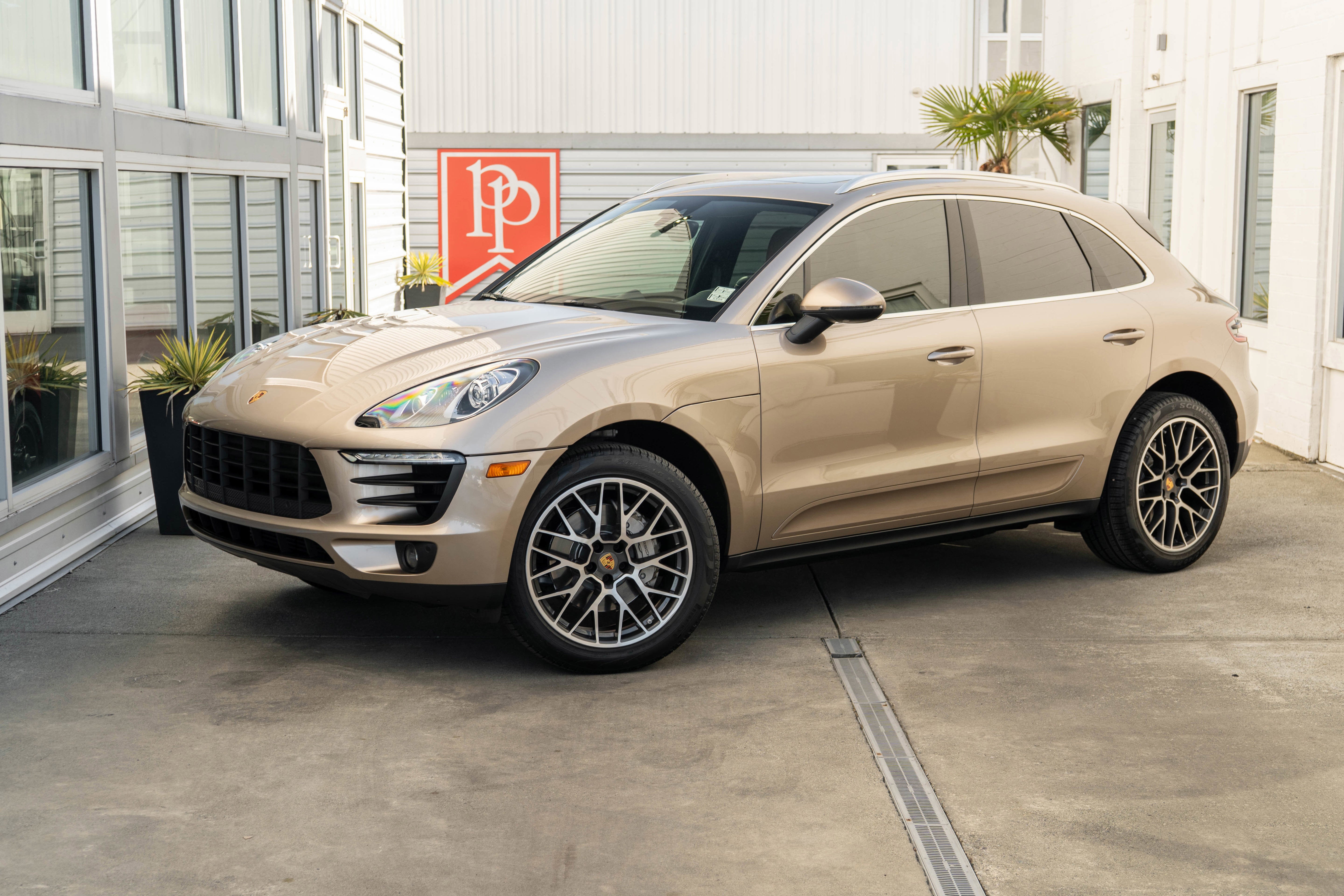 2017 Porsche Macan S