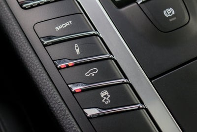 2017 Porsche Macan S