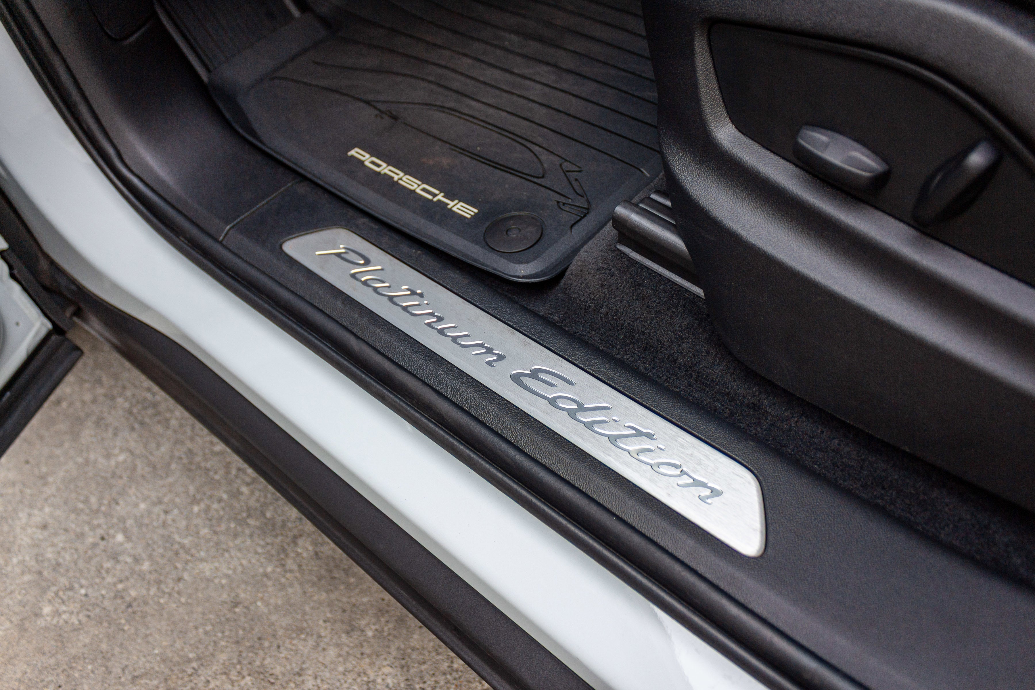 2022 Porsche Cayenne S Platinum Edition