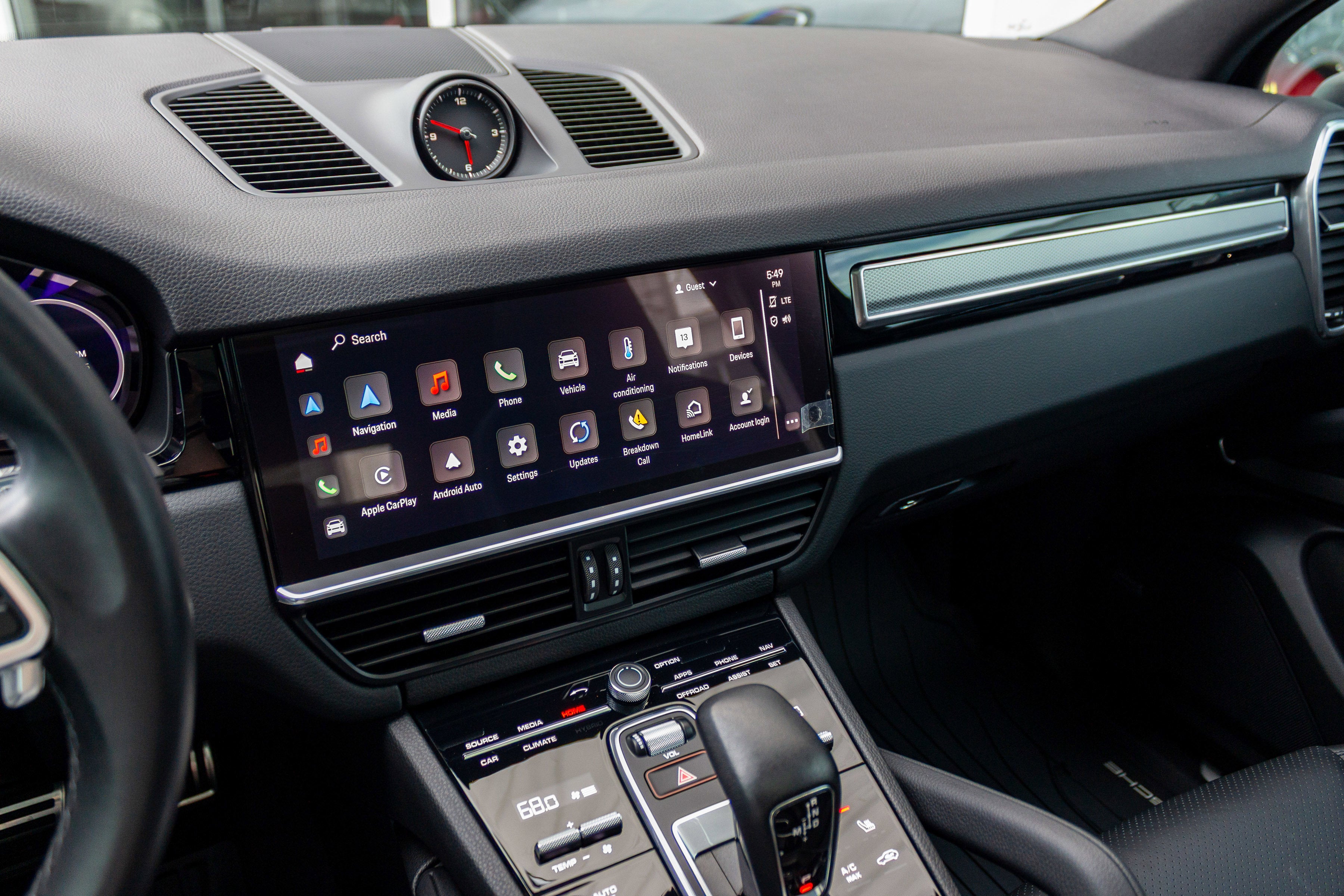 2022 Porsche Cayenne S Platinum Edition