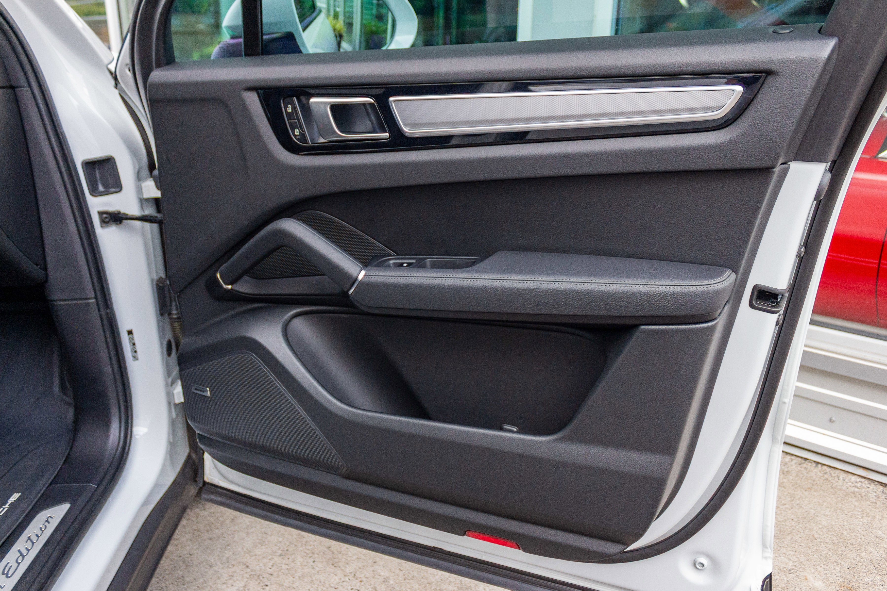 2022 Porsche Cayenne S Platinum Edition