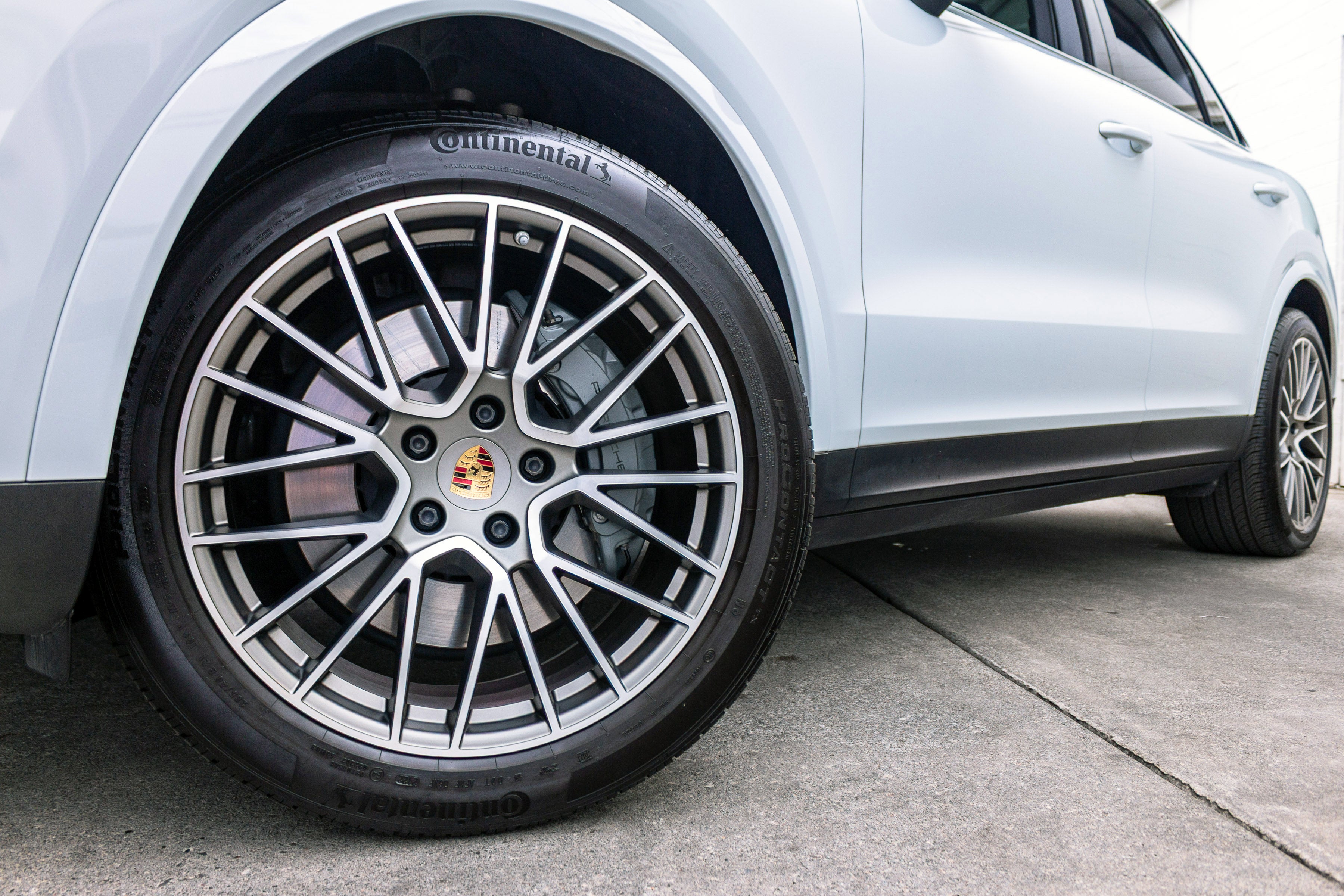 2022 Porsche Cayenne S Platinum Edition