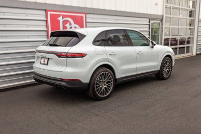2022 Porsche Cayenne S Platinum Edition