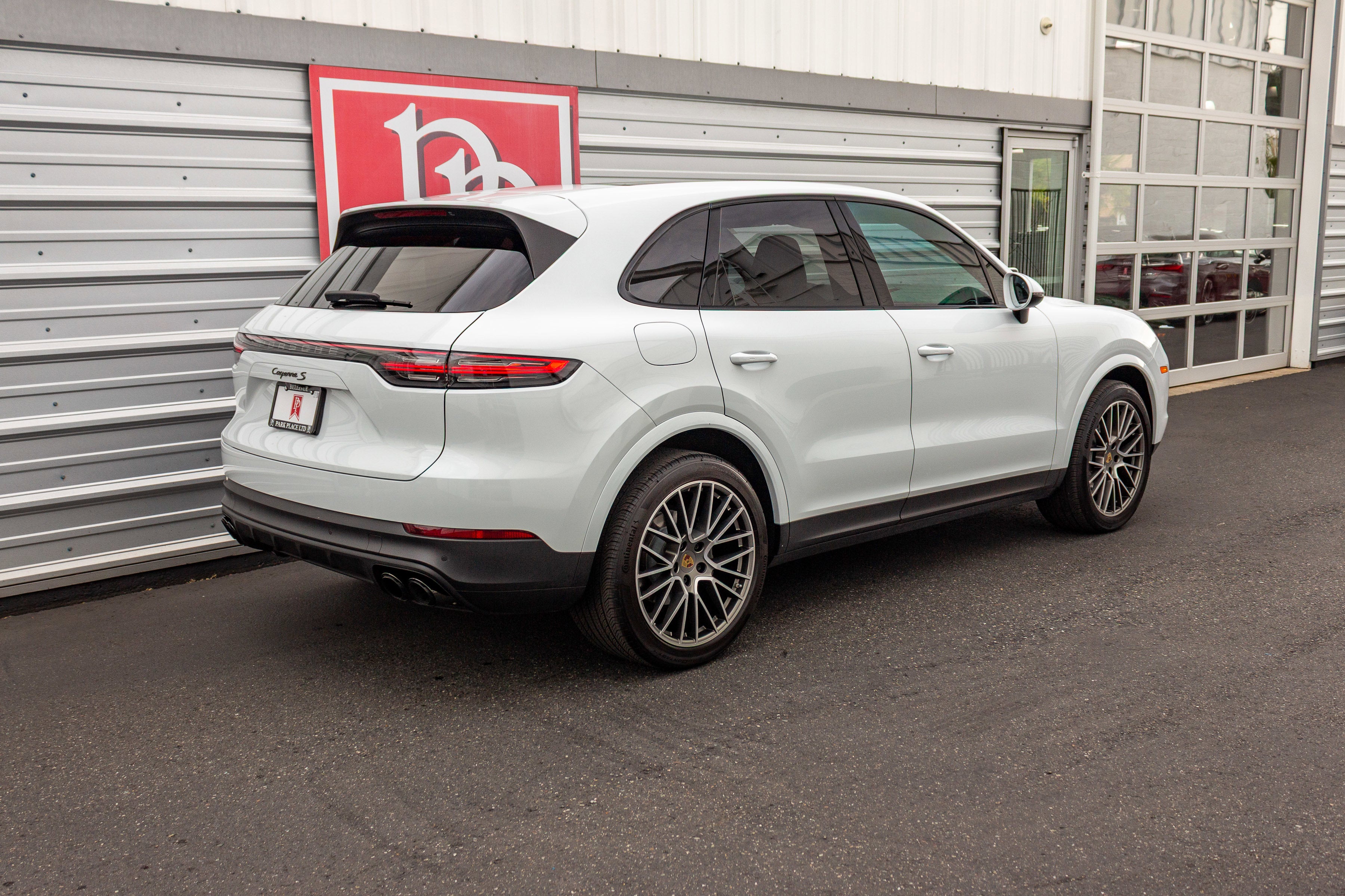 2022 Porsche Cayenne S Platinum Edition