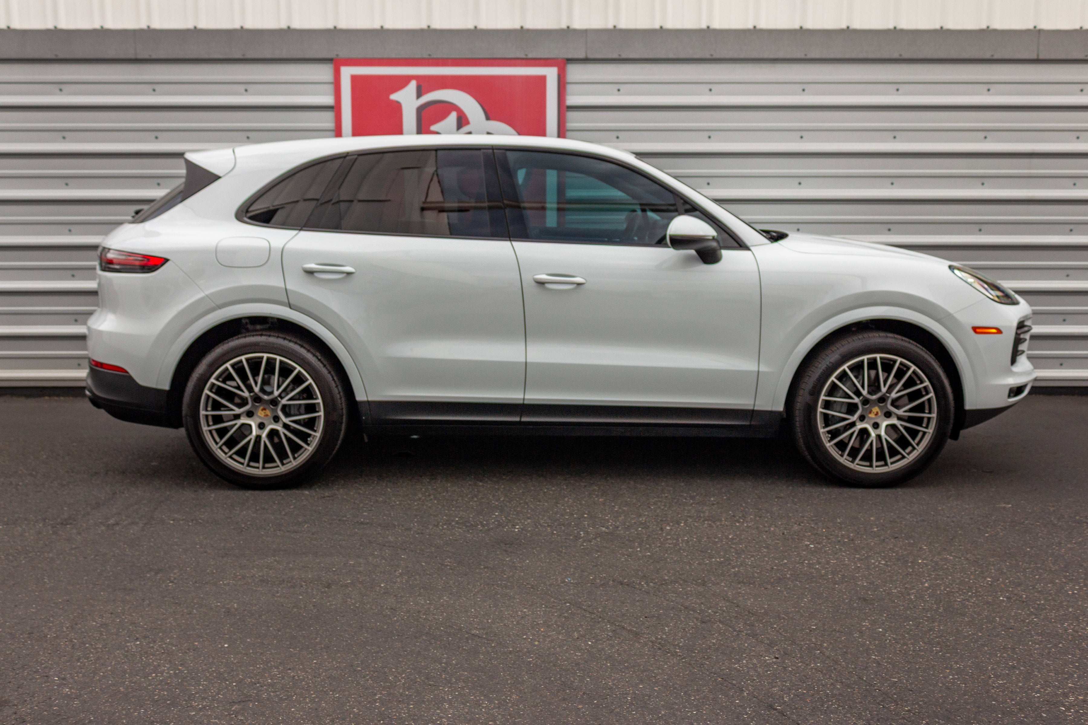 2022 Porsche Cayenne S Platinum Edition
