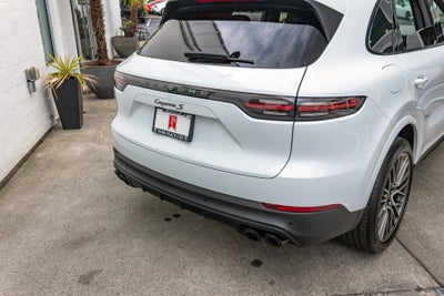 2022 Porsche Cayenne S Platinum Edition