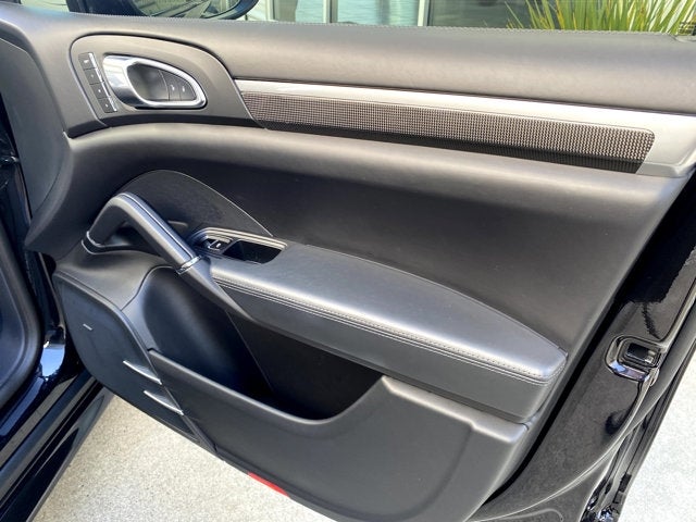 2017 Porsche Cayenne Turbo S