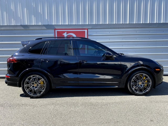 2017 Porsche Cayenne Turbo S