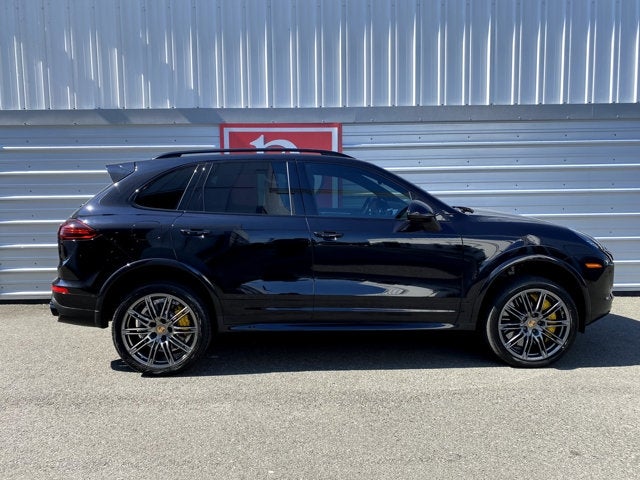 2017 Porsche Cayenne Turbo S