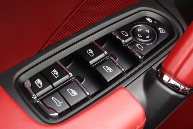 2014 Porsche Cayenne Turbo