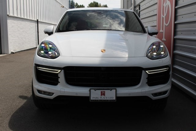 2016 Porsche Cayenne Turbo S