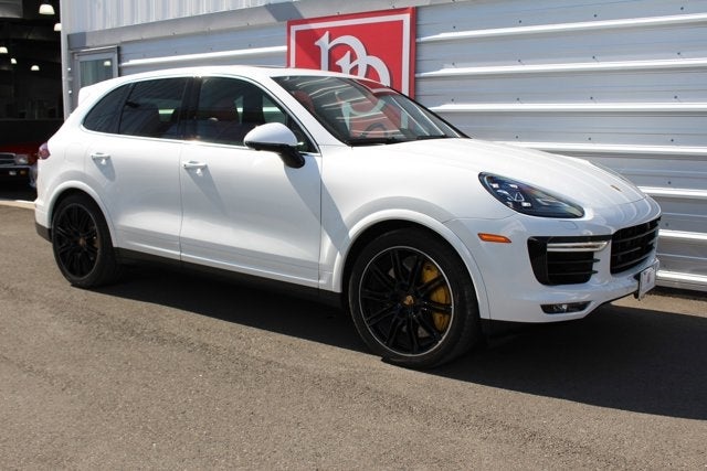 2016 Porsche Cayenne Turbo S